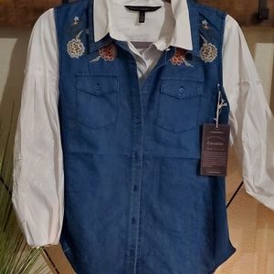 Sleeveless denim shirt